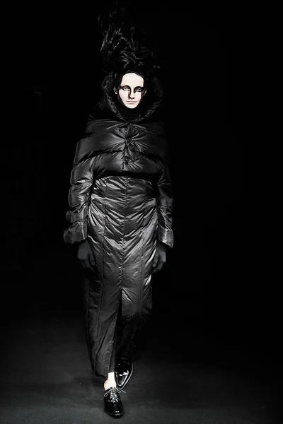 Look 48
